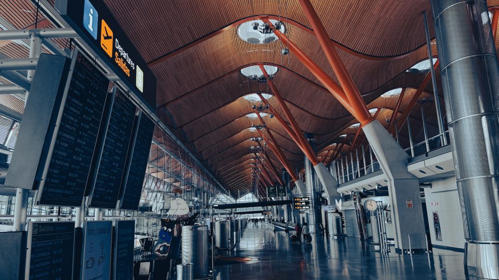 Terminal de un aeropuerto en España