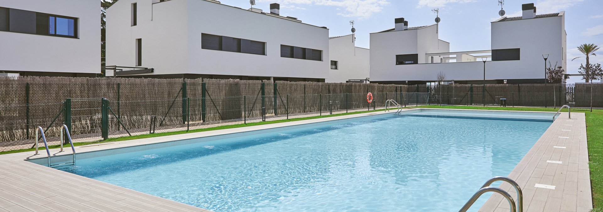 Terraza exterior de pisos Culmia Brisamar