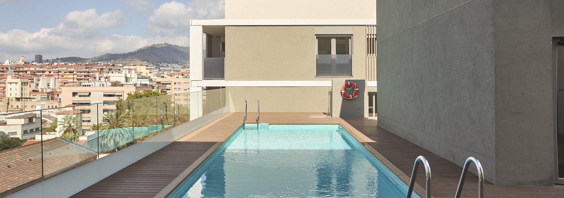 Piscina Themis