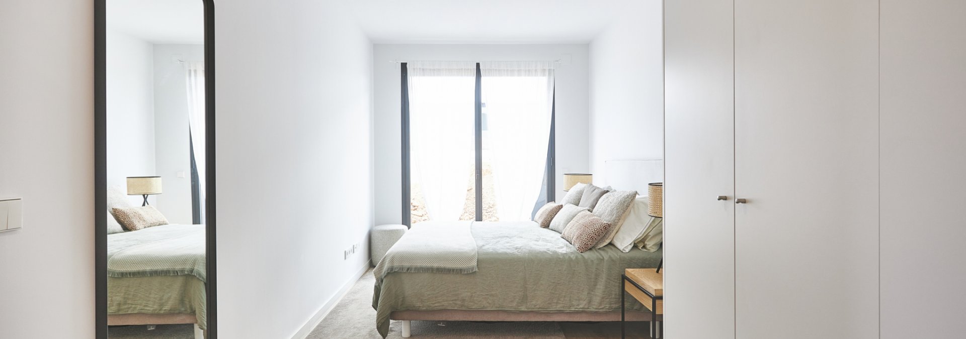 Entrada dormitorio principal en Sitges