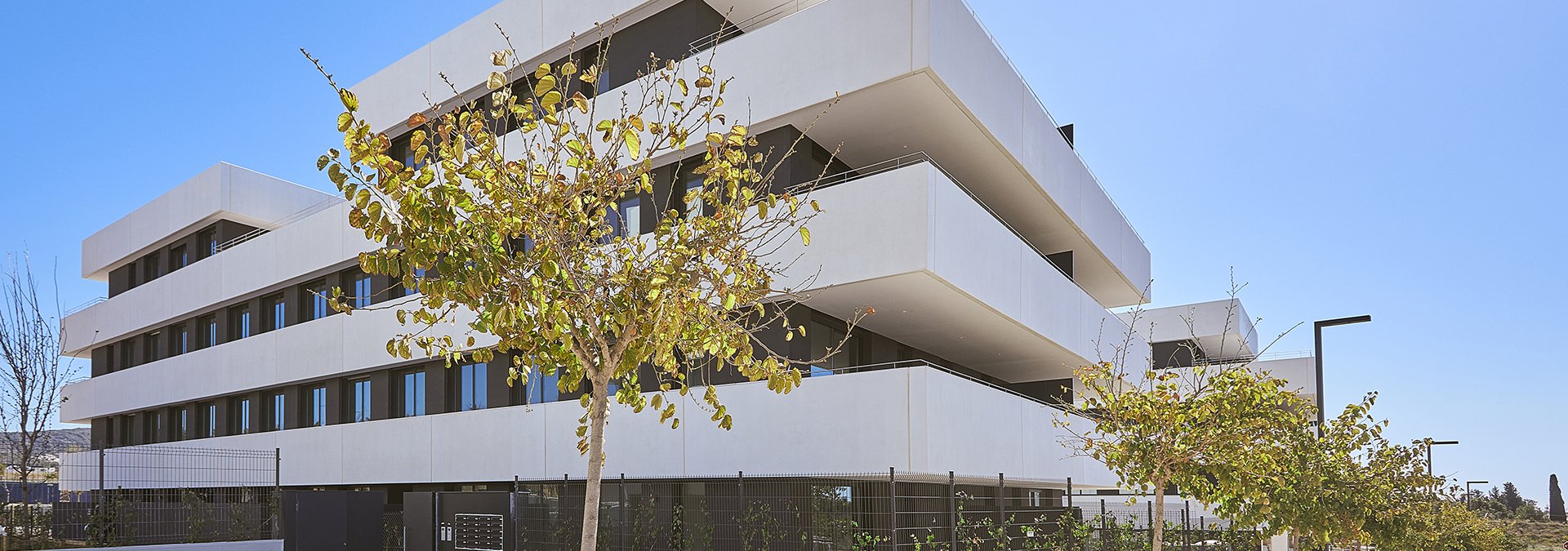 exterior edificio sitges egretta plana