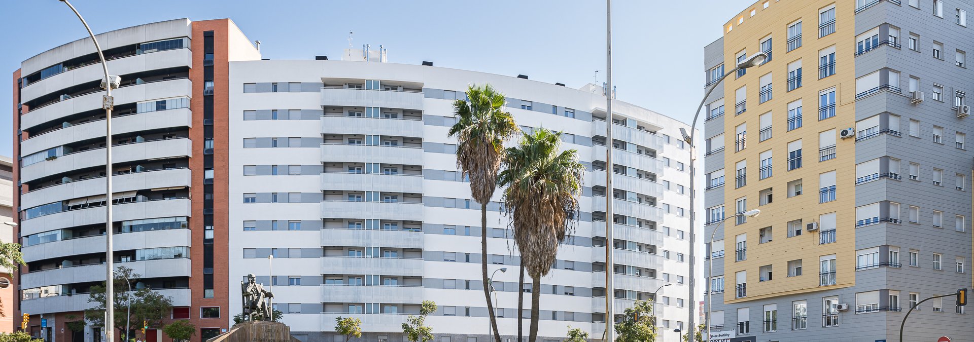Edificio diseño moderno en Huelva