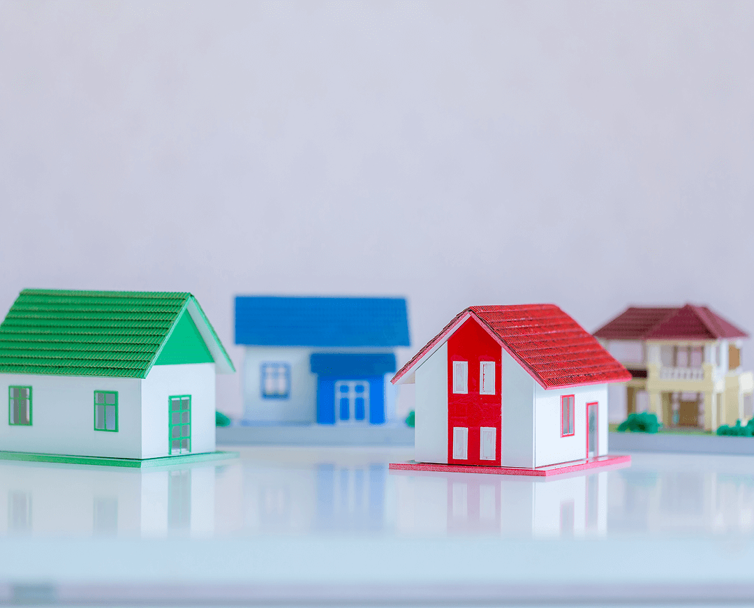 model house painted white tiled roof 1