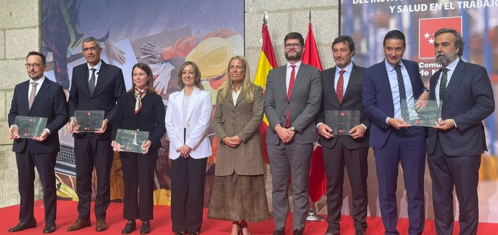 Awarded in the VI Edition of the Recognitions and Mentions in Occupational Risk Prevention 2024! 3 VI Edition of the Awards and Honorable Mentions in Occupational Risk Prevention 2024